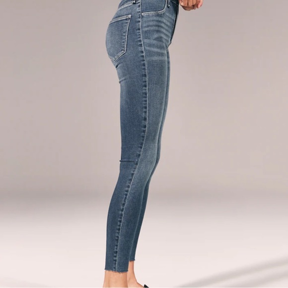 NWT Abercrombie High-Rise Jean Legging - Picture 8 of 10